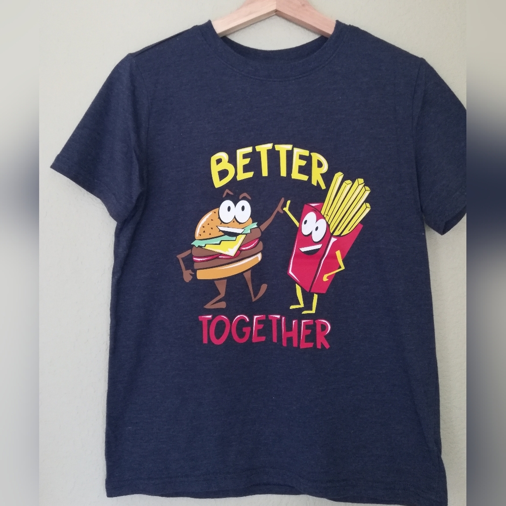 🌺💙 Cat & Jack Graphic Blue T-shirt